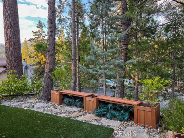 Detail Gallery Image 32 of 50 For 50837 Smoke Tree Trl, Bass Lake,  CA 93604 - 2 Beds | 2/1 Baths