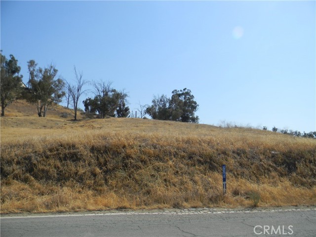 Detail Gallery Image 3 of 5 For 0 Strickland Ave, Lake Elsinore,  CA 92530 - – Beds | – Baths