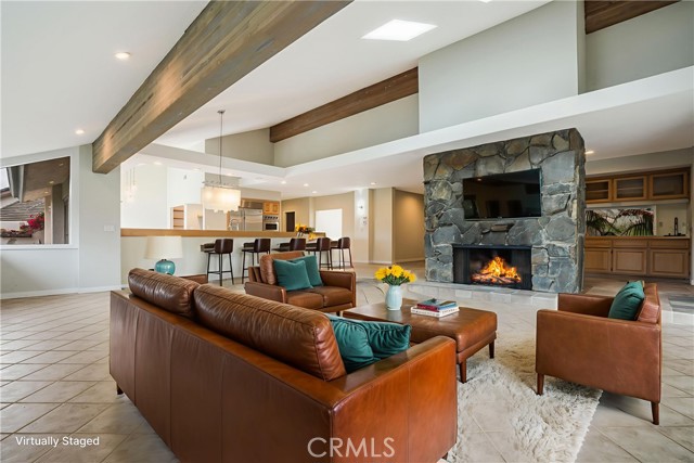 166 Alviso Drive, Camarillo CA: https://media.crmls.org/medias/534d9763-81e3-4dc5-95fd-938c52216f29.jpg