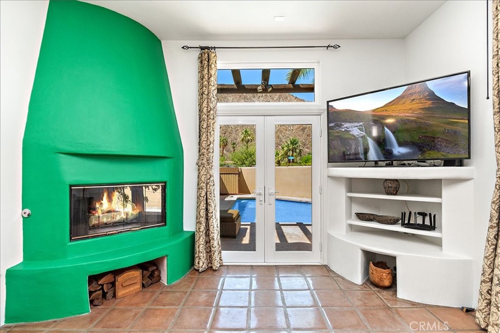 MLS #OC25260928 image #8