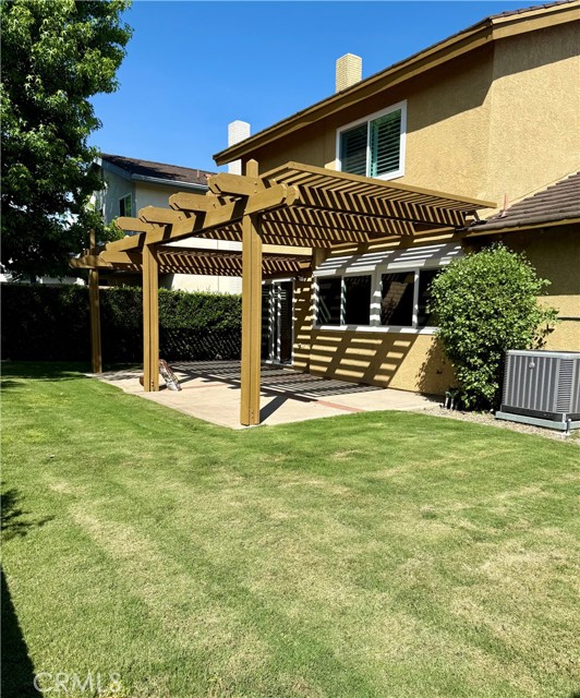 22915 Hazelwood, Lake Forest CA: https://media.crmls.org/medias/534e5fc2-11be-4c99-89f7-c915b1740602.jpg