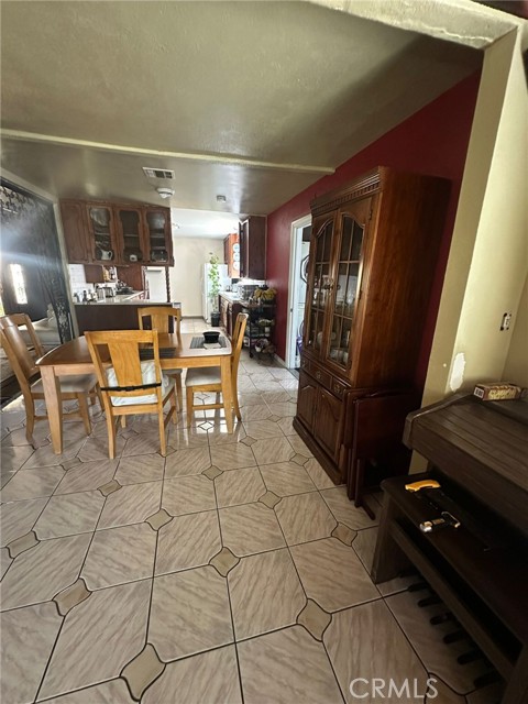 829 Foxworth Avenue, La Puente CA: https://media.crmls.org/medias/534f2d74-ada3-44ba-a90c-32f42dfbc676.jpg