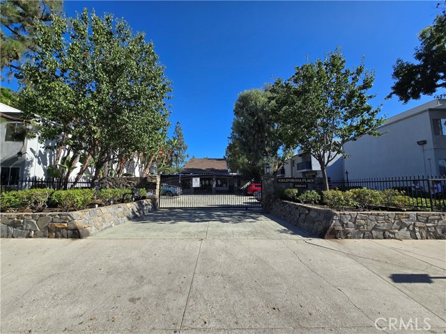 Detail Gallery Image 29 of 31 For 18645 Hatteras St #161,  Tarzana,  CA 91356 - 2 Beds | 1/1 Baths