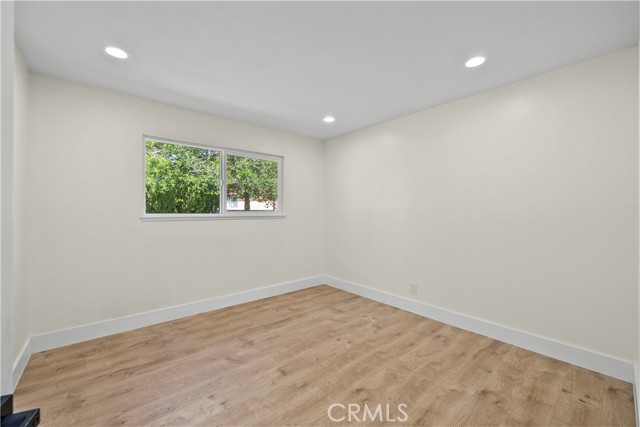 42835 Cinema Avenue, Lancaster CA: https://media.crmls.org/medias/53502fe7-9279-4c14-a42d-98f15ce8a8f9.jpg