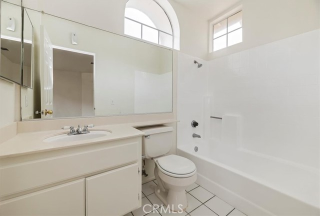 Detail Gallery Image 18 of 27 For 17640 Mountain Ct, Riverside,  CA 92503 - 3 Beds | 3 Baths
