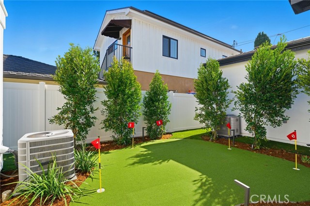 Detail Gallery Image 24 of 35 For 317 Rochester, Costa Mesa,  CA 92627 - 7 Beds | 6/1 Baths