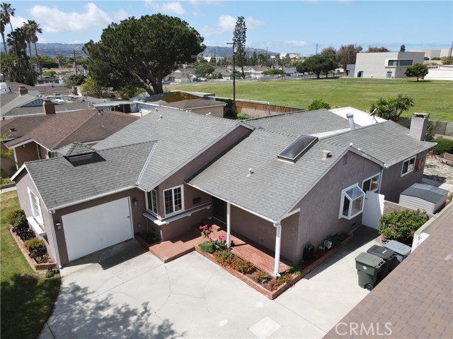Detail Gallery Image 12 of 49 For 1313 Cordary Avenue, Torrance,  CA 90503 - 4 Beds | 2 Baths