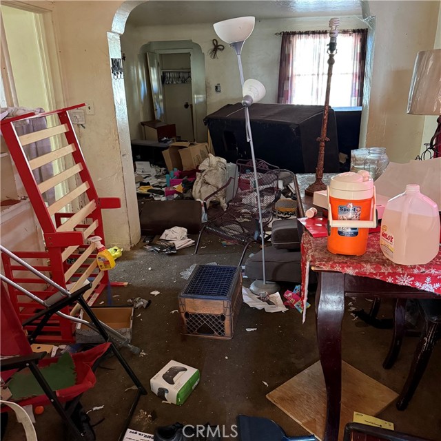 Detail Gallery Image 8 of 8 For 124 W Fredricks, Barstow,  CA 92311 - 3 Beds | 2 Baths