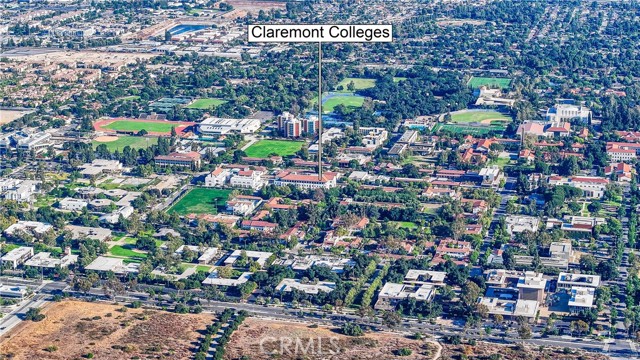 Detail Gallery Image 32 of 34 For 207 Colby Circle, Claremont,  CA 91711 - 3 Beds | 3/1 Baths