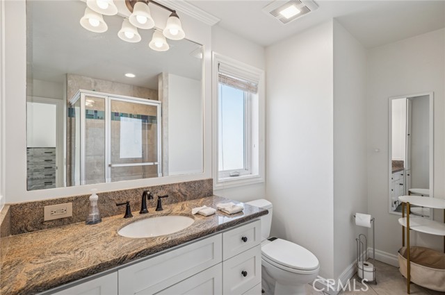 6111 Seashore Drive, Newport Beach CA: https://media.crmls.org/medias/53536e8c-cbe3-408d-8172-93b24ffea095.jpg
