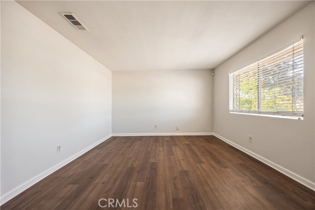 Detail Gallery Image 7 of 37 For 1931 Calle Arboleda, Hemet,  CA 92545 - 2 Beds | 1 Baths