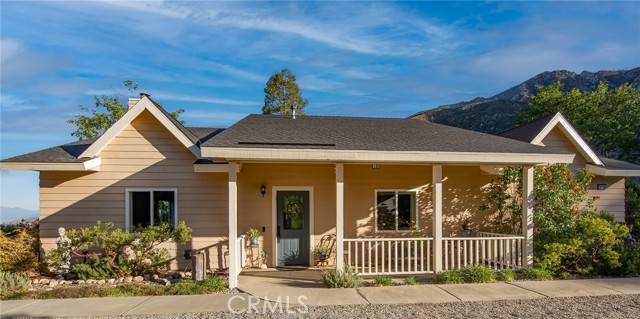 Image 22 of 64 For 38736 Oak Glen Road