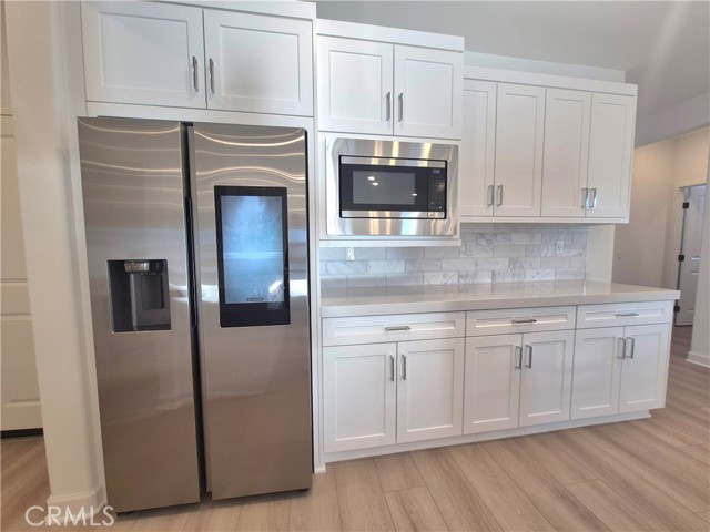 Detail Gallery Image 6 of 47 For 103 Takamasa Way, Oceanside,  CA 92057 - 3 Beds | 2/1 Baths