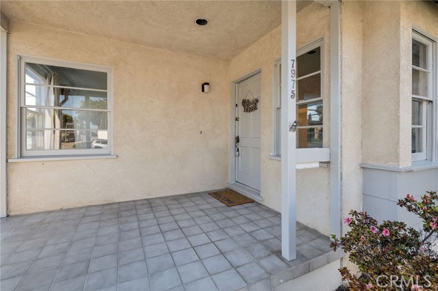 Detail Gallery Image 3 of 39 For 7975 Chase Ave, Los Angeles,  CA 90045 - 3 Beds | 2 Baths