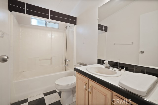 Detail Gallery Image 13 of 24 For 22540 Markham, Perris,  CA 92570 - 3 Beds | 2 Baths