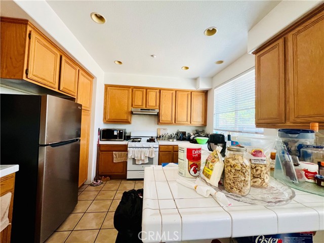 7999 Stepping Stone Circle, Stanton CA: https://media.crmls.org/medias/535632ad-5901-4852-ba6d-d3dc34ab2d37.jpg