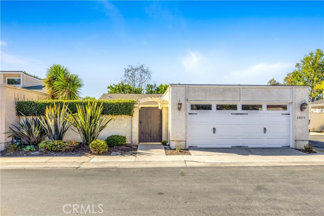 Detail Gallery Image 2 of 36 For 28075 Tioga Ct, Laguna Niguel,  CA 92677 - 3 Beds | 2 Baths