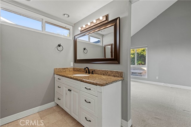 Detail Gallery Image 42 of 66 For 23728 Rotunda Rd, Valencia,  CA 91355 - 3 Beds | 2 Baths