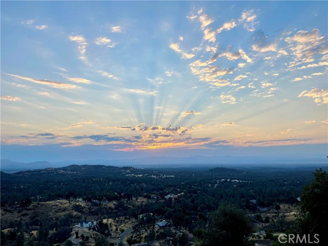 Detail Gallery Image 37 of 38 For 15223 Ledgewood Dr, Redding,  CA 96001 - 3 Beds | 2/1 Baths