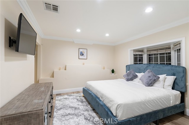 Detail Gallery Image 23 of 32 For 11265 Sunshine Terrace, Studio City,  CA 91604 - 3 Beds | 3/1 Baths