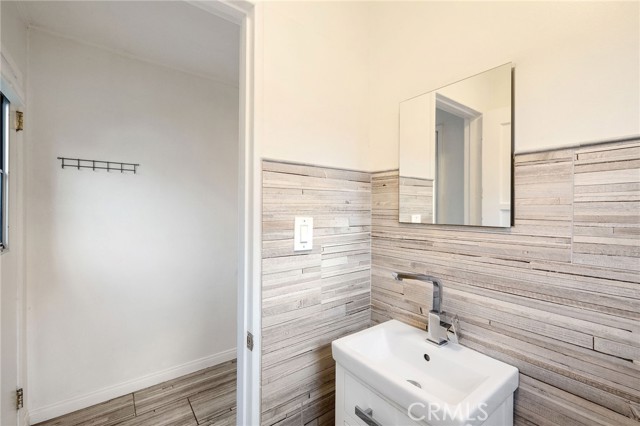 Detail Gallery Image 15 of 50 For 2279 W 239th, Torrance,  CA 90501 - 3 Beds | 2 Baths