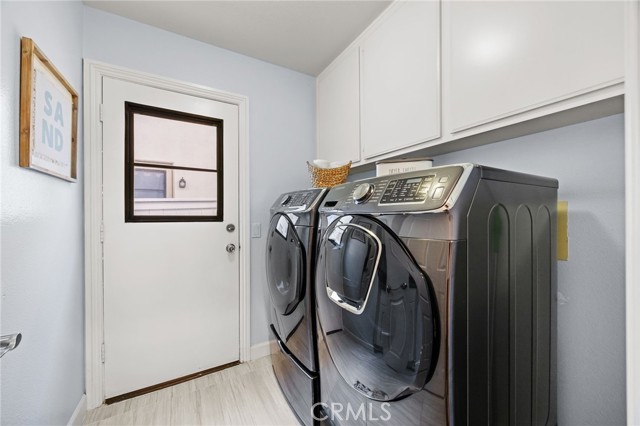 Detail Gallery Image 34 of 40 For 5 Cannes, Irvine,  CA 92614 - 5 Beds | 3 Baths