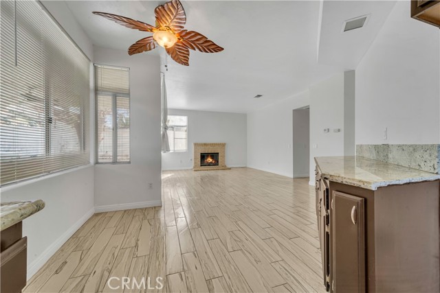 Detail Gallery Image 9 of 35 For 36418 Ramona, Palmdale,  CA 93550 - 3 Beds | 3 Baths