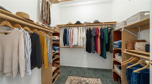 Image 22 of 54 For 22678 Weatherly Court