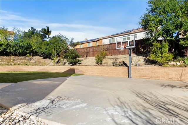 Detail Gallery Image 48 of 71 For 3987 Button Bush Ct, San Bernardino,  CA 92407 - 5 Beds | 3 Baths