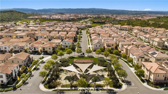 Detail Gallery Image 29 of 30 For 310 Carefree, Irvine,  CA 92618 - 4 Beds | 3 Baths