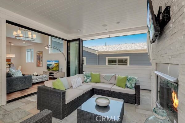 Detail Gallery Image 32 of 55 For 512 1/2 Jasmine Ave, Corona Del Mar,  CA 92625 - 2 Beds | 2/1 Baths