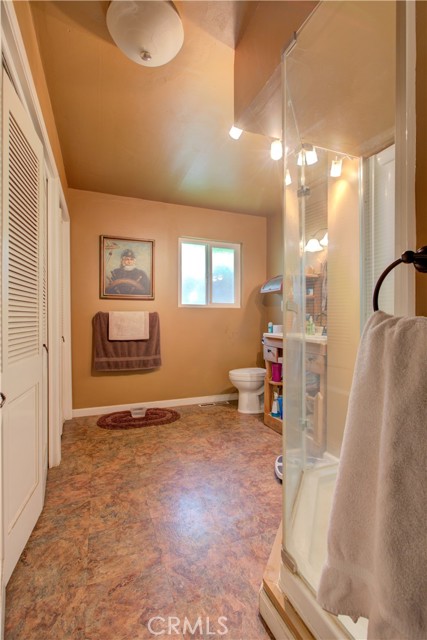 5900 Washington Road, Hughson CA: https://media.crmls.org/medias/535a3512-2c42-4015-8196-6bc430368e0b.jpg