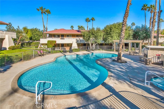 Image 30 for 420 Villa CT #105