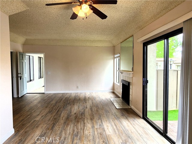 Detail Gallery Image 8 of 24 For 22725 Lakeway Dr #389,  Diamond Bar,  CA 91765 - 2 Beds | 2 Baths