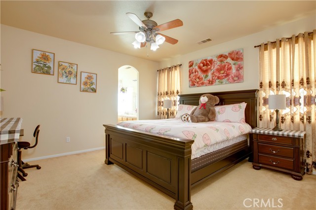 Detail Gallery Image 20 of 32 For 4306 S Fulgham St, Visalia,  CA 93277 - 4 Beds | 2 Baths