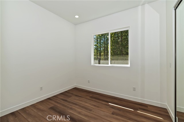 Detail Gallery Image 26 of 50 For 911 Sugarloaf, Big Bear City,  CA 92314 - 3 Beds | 3 Baths