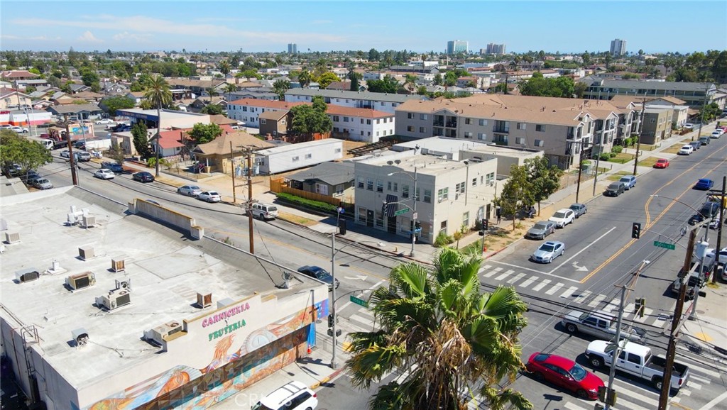 1000 E 10th St, Long Beach, CA 90813