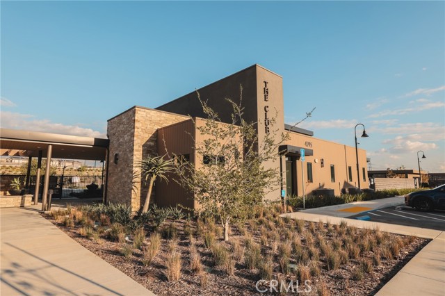 Detail Gallery Image 20 of 27 For 15818 Caterpillar Dr, Fontana,  CA 92336 - 4 Beds | 3 Baths