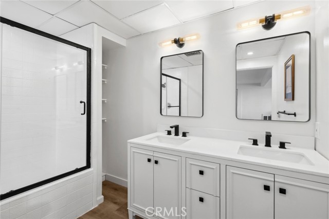 Detail Gallery Image 13 of 29 For 135 High Drive, Laguna Beach,  CA 92651 - – Beds | – Baths