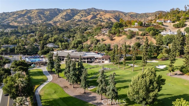 2188 Saratoga Lane, Glendora CA: https://media.crmls.org/medias/535e156f-4399-46d0-8522-b22c08b12140.jpg