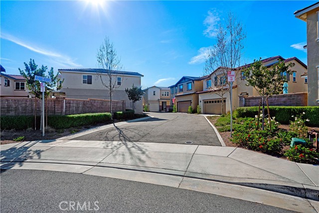 Detail Gallery Image 4 of 54 For 41489 Winterberry, Murrieta,  CA 92562 - 4 Beds | 2/1 Baths