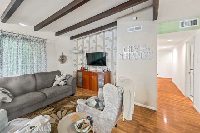 Detail Gallery Image 11 of 28 For 926 W G St, Ontario,  CA 91762 - 4 Beds | 2 Baths