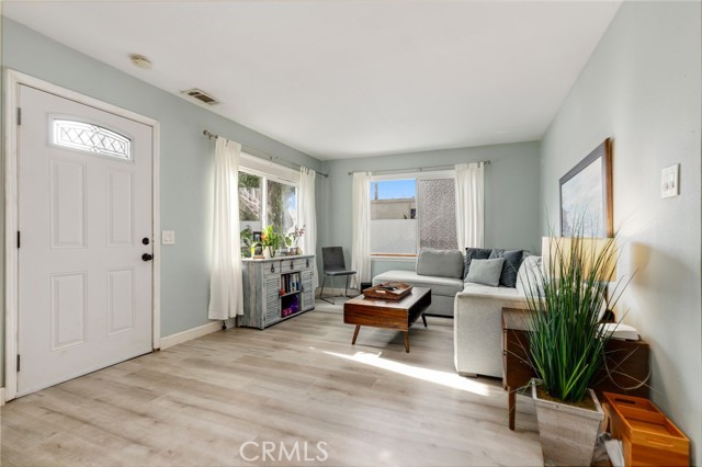 Detail Gallery Image 19 of 58 For 352 Thalia, Laguna Beach,  CA 92651 - 6 Beds | 3 Baths