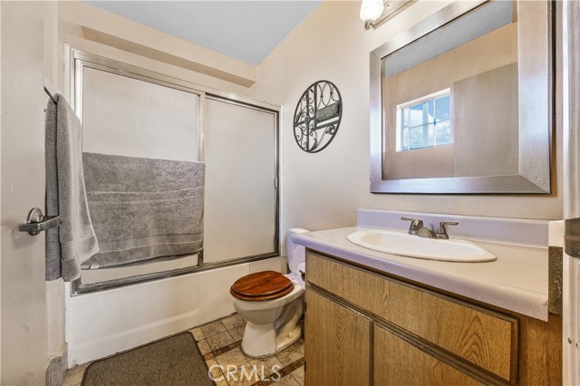 Detail Gallery Image 35 of 41 For 7018 404 Rita, Huntington Park,  CA 90255 - 3 Beds | 2 Baths