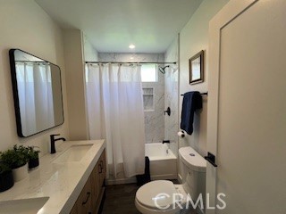 https://media.crmls.org/medias/536084ce-69b5-47e2-9fd2-f34493225291.jpg?preset=X-Large