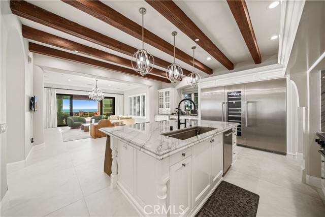 24 Scenic Bluff, Newport Coast CA: https://media.crmls.org/medias/5360870d-dab0-450f-b70a-adb459974aff.jpg