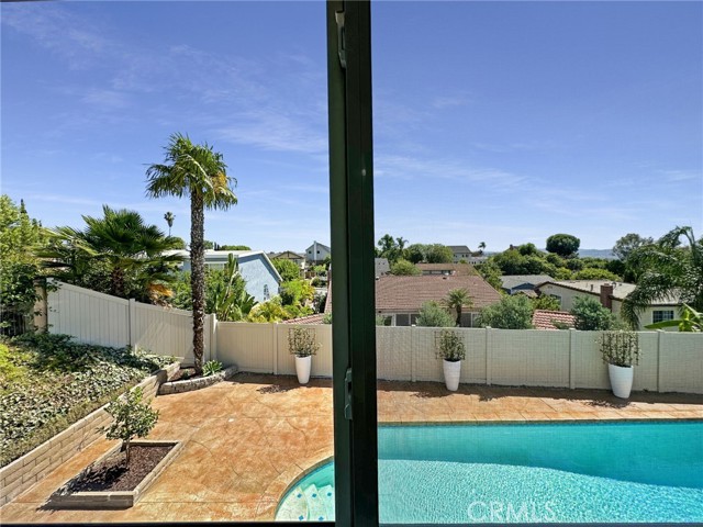 26862 Salazar Drive, Mission Viejo CA: https://media.crmls.org/medias/5360af2c-4222-44b9-bf69-f8da9542116b.jpg