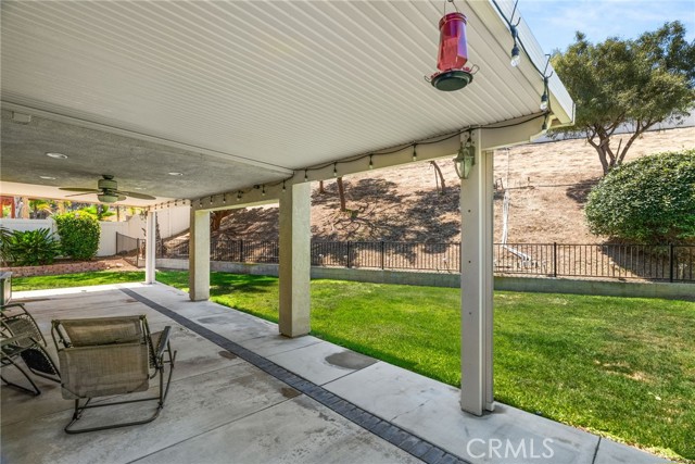Detail Gallery Image 25 of 33 For 1098 Fernleaf Ln, Corona,  CA 92881 - 3 Beds | 2/1 Baths