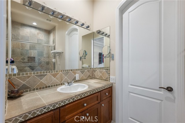 57045 Plaza Del Amigo, Yucca Valley CA: https://media.crmls.org/medias/53618fa7-6be4-4912-9771-77e2f9900fad.jpg