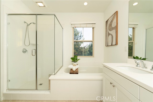 Detail Gallery Image 26 of 48 For 54 Birmingham, Irvine,  CA 92620 - 4 Beds | 3 Baths
